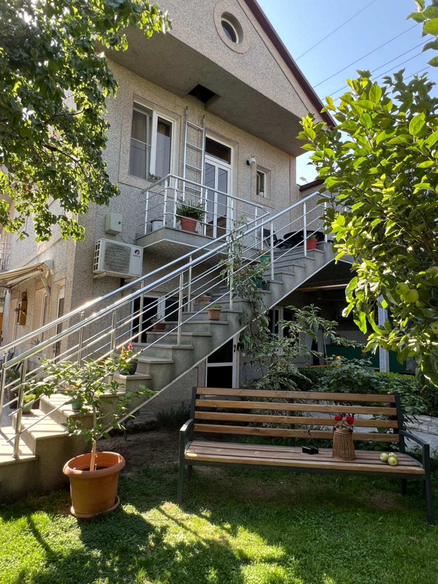 Yerevan Modern Holiday Apartment Ngoại thất bức ảnh